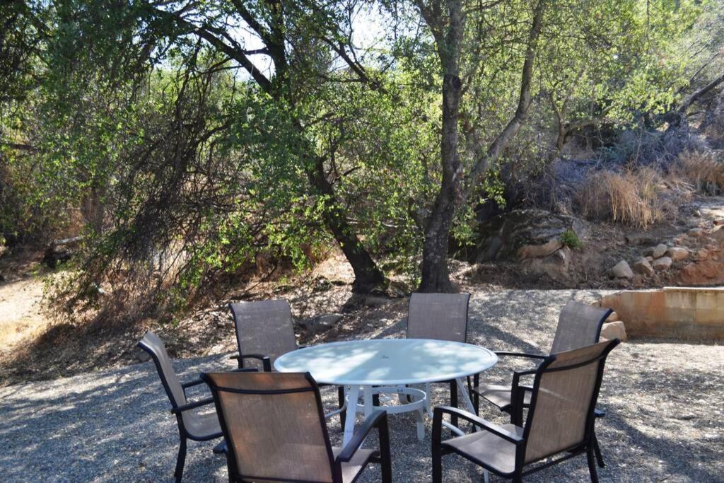 Villa In The Oaks Three Rivers Esterno foto